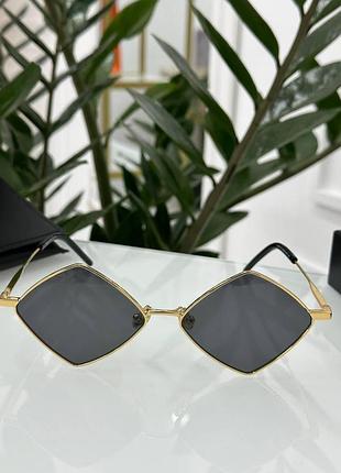 Женские солнцезащитные черные очки saint laurent sl 302 lisa ромбики золотые очки ромб ромбы