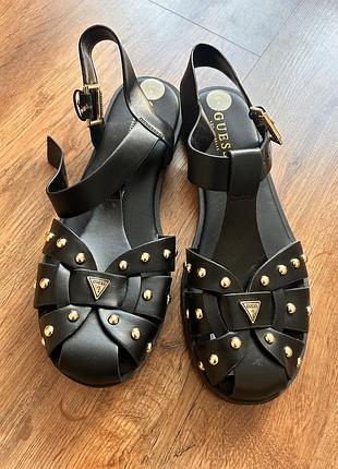 Сандалії босоніжки guess 38-39 2