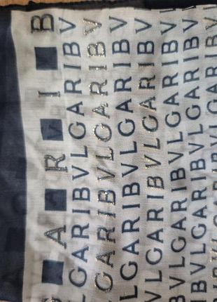 Платок в стиле bvlgari с принтом