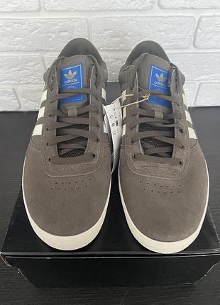 Кросівки adidas puig indoor 2