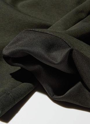 Костюм uniqlo. модель унісекс 5