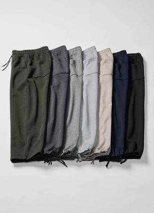 Костюм uniqlo. модель унісекс 8