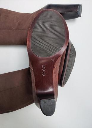 Женские кожаные коричневые сапоги ecco 7