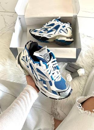 Blncg  runner white blue