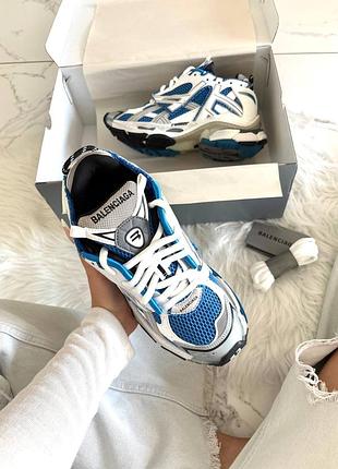 Blncg  runner white blue 5