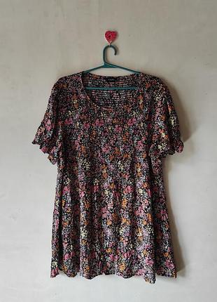Легкая летняя туника в цветочный принт yours, размер eur 54-56 (uk 26-28 / 4xl-5xl)