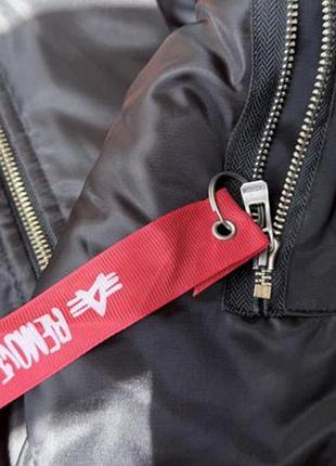 Бомбер типу alpha industries 3