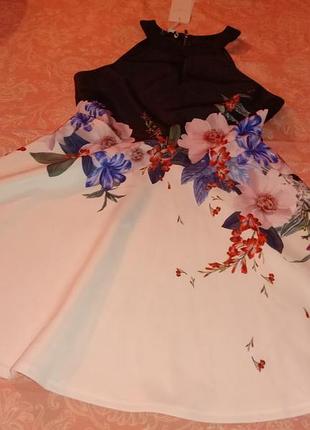 Неймовірно гарна сукня плаття жіноче брендове ted baker нова чорна біла квіти розклешена