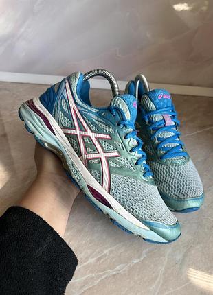Бігові кросівки asics gel-cumulus 18