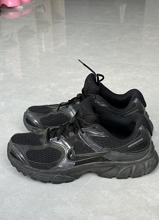 Кросівки чоловічі nike v5 rnr anthracite black