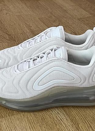 Кроссовки nike оригинал в отличном состоянии 37,5 размер