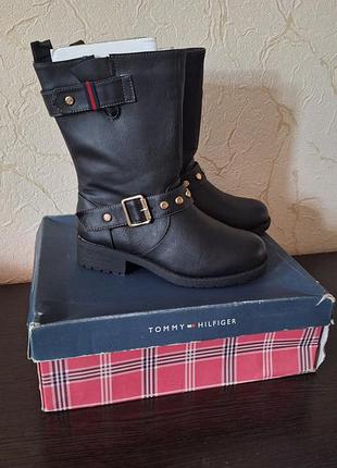 Сапоги на девочку Tommy hilfiger us 2