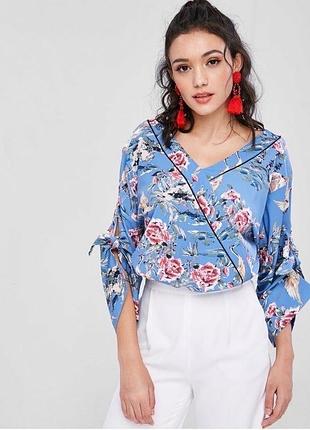 Голубая блузка кимоно zara basic в цветочный принт с журавлями