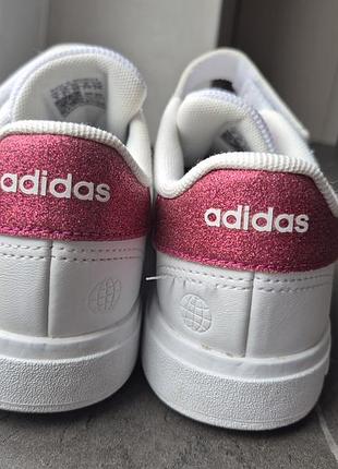 Adidas кросівки 9