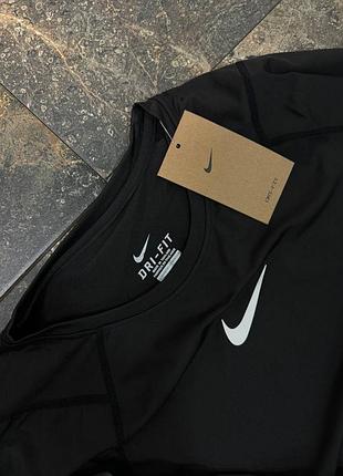 Чоловіча термобілизна nike pro combat 4