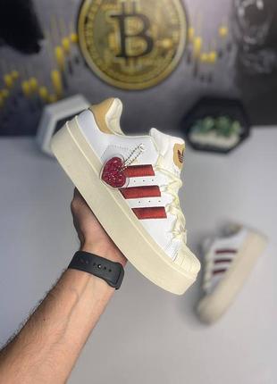 Стильні жіночі кросівки adidas superstar bonega strawberry cream