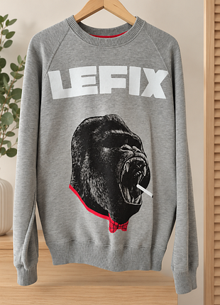Винтажный свитшот le fix с принтом