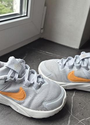 Кросівки nike