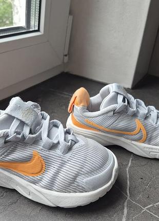 Кроссовки nike 4