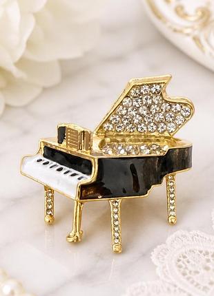 🎹✨ вишукана музична брошка «рояль / фортепіано» зі стразами та емаллю 💎