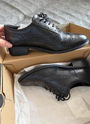 Жіночі туфлі clarks