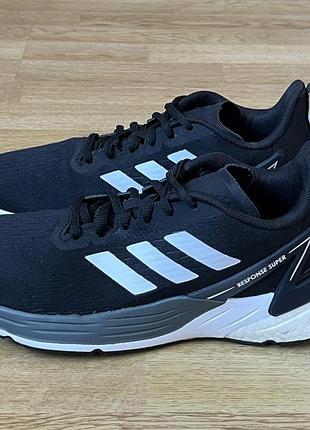 Кроссовки adidas оригинал в идеальном состоянии 40,5 размер