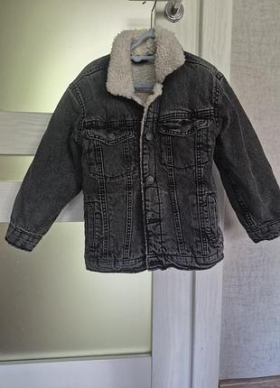 Утеплена джинсова куртка zara 122 см
