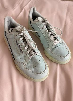Кросівки adidas 38 розмір