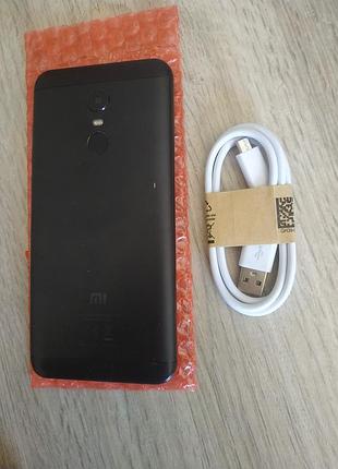 Как новый xiaomi redmi 5 plus + шнур 2