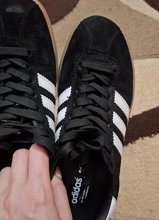 Кроссовки adidas замшевые 3