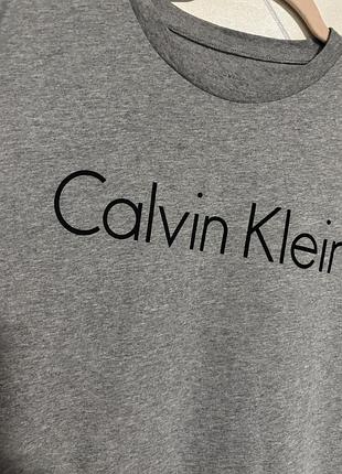 Лонгслів calvin klein оригінал 14/16 років 2