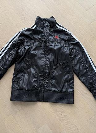 Adidas тоненька куртка-вітровик/вітровка на дівчинку