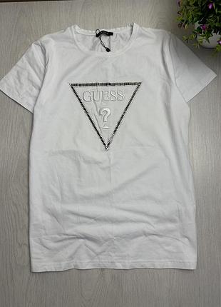 Футболка guess