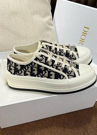 Женские низкие синие кеды dior walk'n'dior платформа текстиль oblique кроссовки диор на высокой платформе 37