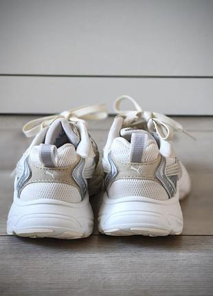 Кроссовки бежевые puma morphic retro 3