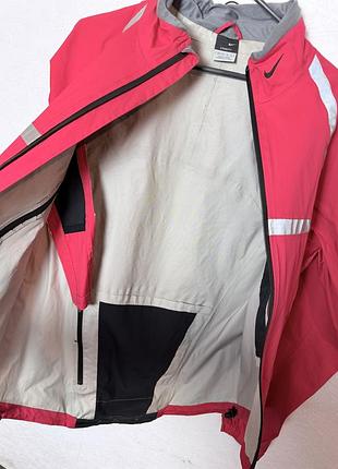 Nike stormfit куртка 9