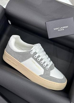 Жіночі шкіряні кросівки ysl court classic sl/61 біло-сірі жіночі кеди saint laurent