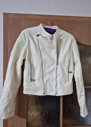 Стильная куртка косуха zara