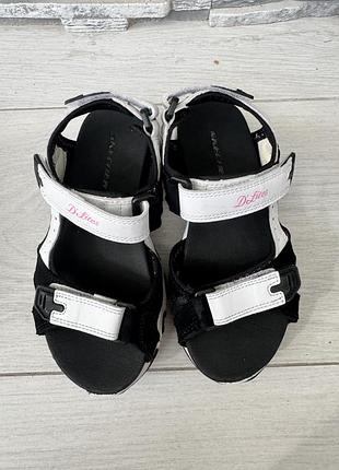 Босоніжки, сандалі skechers