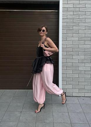 Классные свободные розовые сатиновые брюки аладины h&amp;m 
🤩🤩🤩🤩🤩🤩🤩🤩🤩🤩🤩