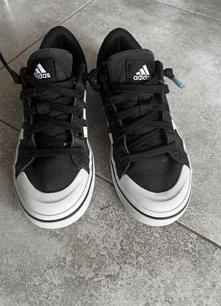 Кеди adidas