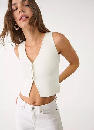 Жилетка,топ stradivarius