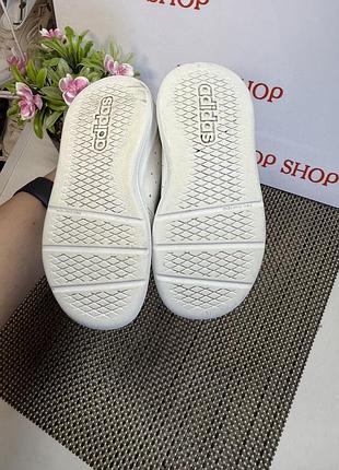 Оригінальні кросівки дитячі adidas 5
