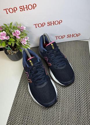 Оригінальні кросівки new balance 8