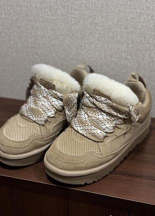 Кросівки ugg