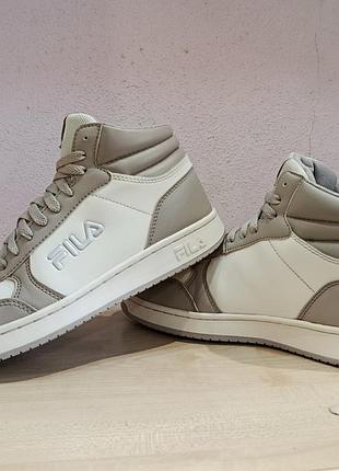 Кросівки-хайтопи від відомого спортивного бренду fila р39 24.5см.