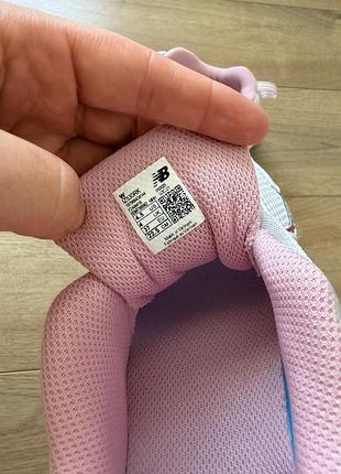Кросівки new balance 8