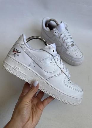 Шкіряні кросівки nike air force