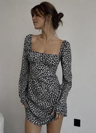 Шикарна сукня від zara.