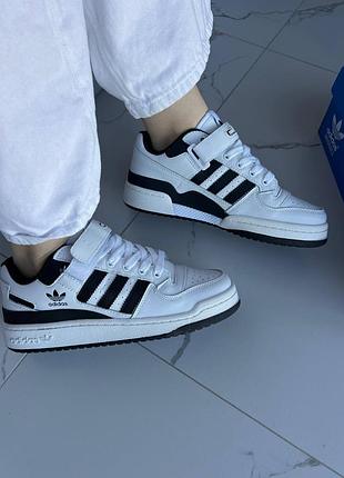 Adidas forum low white black 2